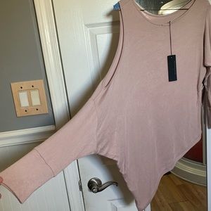 Shoulder out top